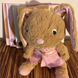Hallmark Interactive Story Buddy Abigail Plush Bunny with 4 Storybooks